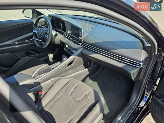 Черный Хендай Элантра, объемом двигателя 2 л и пробегом 63 тыс. км за 15900 $, фото 27 на Automoto.ua