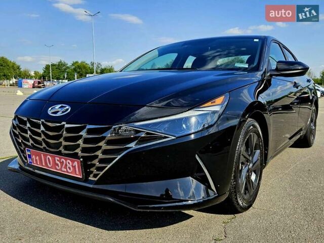Черный Хендай Элантра, объемом двигателя 2 л и пробегом 63 тыс. км за 15900 $, фото 1 на Automoto.ua