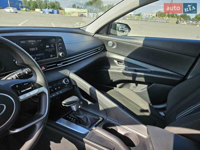 Черный Хендай Элантра, объемом двигателя 2 л и пробегом 63 тыс. км за 15900 $, фото 21 на Automoto.ua