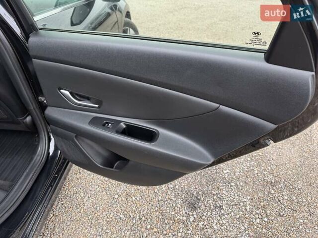 Черный Хендай Элантра, объемом двигателя 2 л и пробегом 92 тыс. км за 12998 $, фото 12 на Automoto.ua