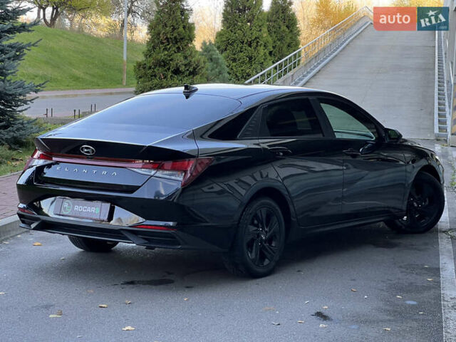 Чорний Хендай Елантра, об'ємом двигуна 2 л та пробігом 90 тис. км за 17500 $, фото 17 на Automoto.ua