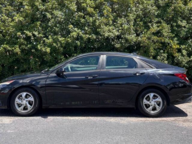 Хендай Елантра 2021 у Львові на Automoto.ua Чорний Хендай Елантра, об'ємом двигуна 2 л та пробігом 12 тис. км за 3600 $, фото 4 на Automoto.ua