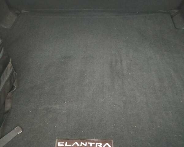 Черный Хендай Элантра, объемом двигателя 1.58 л и пробегом 83 тыс. км за 18999 $, фото 15 на Automoto.ua