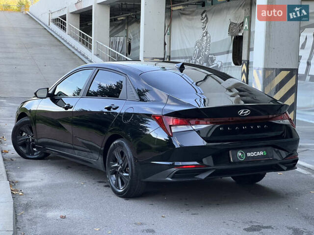 Чорний Хендай Елантра, об'ємом двигуна 2 л та пробігом 90 тис. км за 17500 $, фото 21 на Automoto.ua