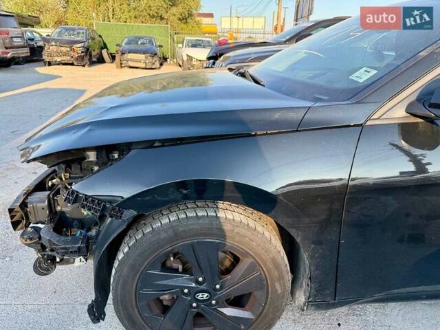 Черный Хендай Элантра, объемом двигателя 2 л и пробегом 85 тыс. км за 11000 $, фото 5 на Automoto.ua