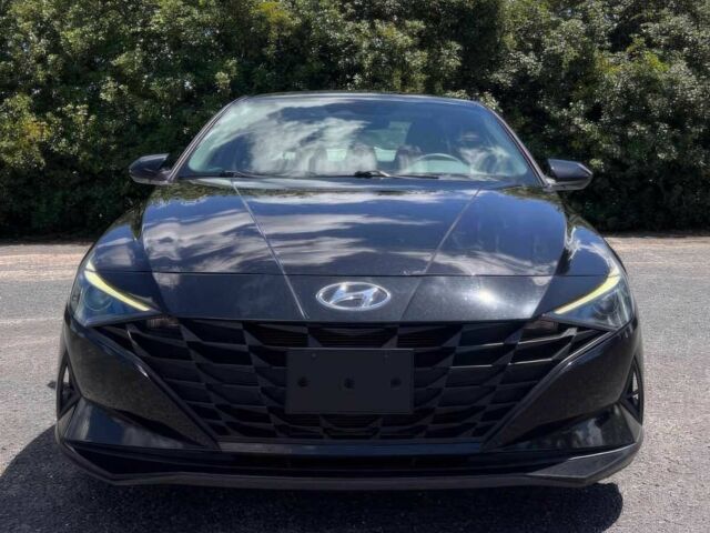 Хендай Елантра 2021 у Львові на Automoto.ua Чорний Хендай Елантра, об'ємом двигуна 2 л та пробігом 12 тис. км за 3600 $, фото 1 на Automoto.ua