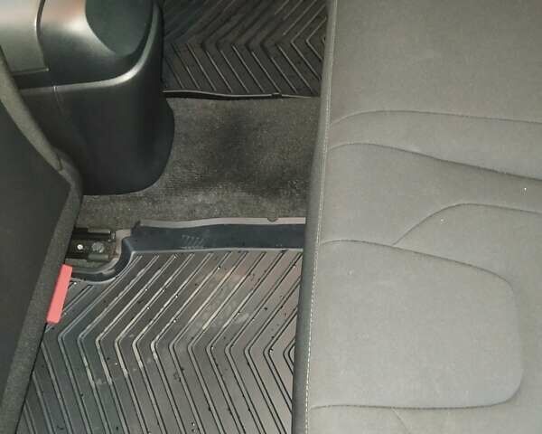 Черный Хендай Элантра, объемом двигателя 1.58 л и пробегом 83 тыс. км за 18999 $, фото 4 на Automoto.ua