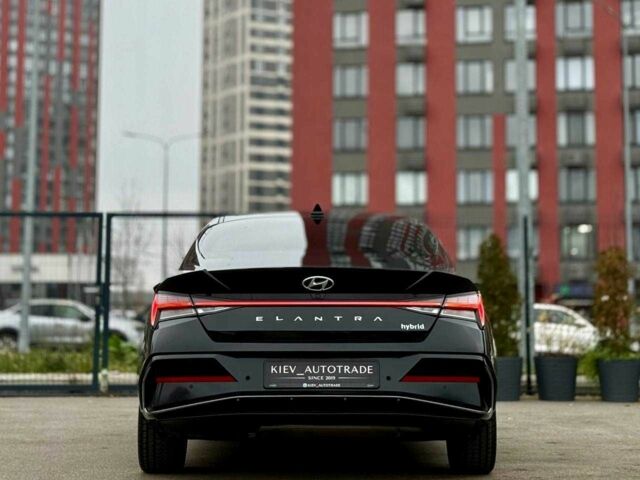 Черный Хендай Элантра, объемом двигателя 1.6 л и пробегом 142 тыс. км за 21500 $, фото 3 на Automoto.ua