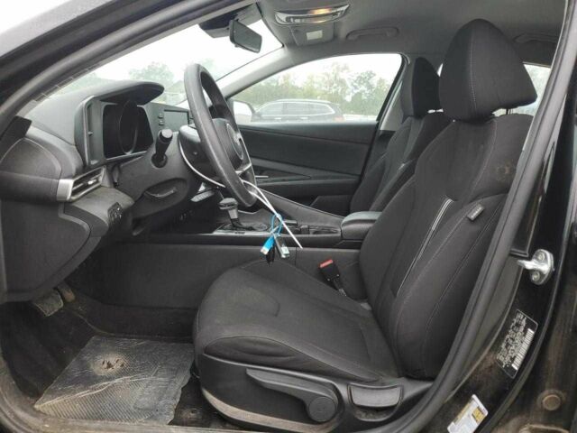 Черный Хендай Элантра, объемом двигателя 1.6 л и пробегом 96 тыс. км за 5300 $, фото 6 на Automoto.ua