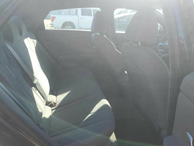 Черный Хендай Элантра, объемом двигателя 2 л и пробегом 41 тыс. км за 3500 $, фото 9 на Automoto.ua