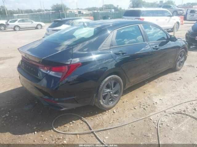 Черный Хендай Элантра, объемом двигателя 2 л и пробегом 58 тыс. км за 4000 $, фото 3 на Automoto.ua