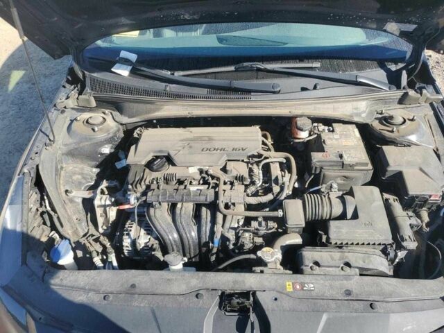 Черный Хендай Элантра, объемом двигателя 2 л и пробегом 41 тыс. км за 3500 $, фото 10 на Automoto.ua