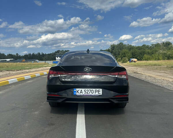 Черный Хендай Элантра, объемом двигателя 2 л и пробегом 69 тыс. км за 17400 $, фото 3 на Automoto.ua