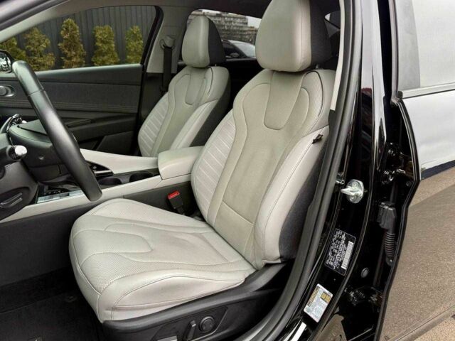 Черный Хендай Элантра, объемом двигателя 1.6 л и пробегом 142 тыс. км за 21500 $, фото 11 на Automoto.ua