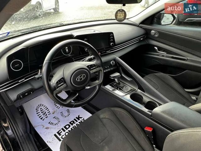 Чорний Хендай Елантра, об'ємом двигуна 2 л та пробігом 126 тис. км за 12700 $, фото 14 на Automoto.ua