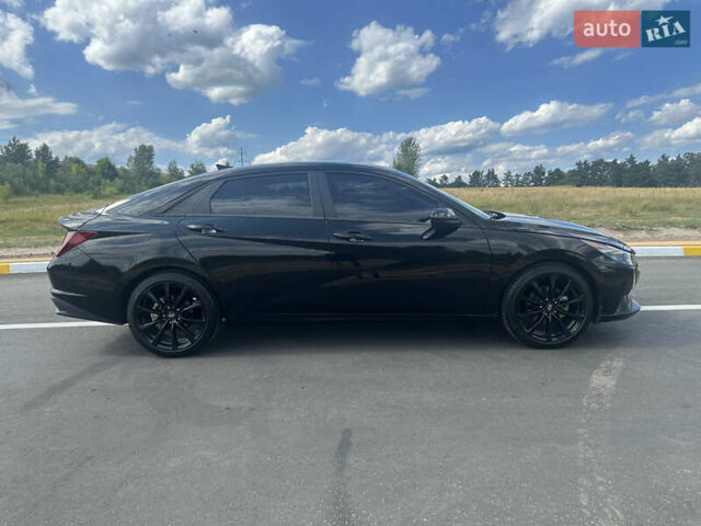 Черный Хендай Элантра, объемом двигателя 2 л и пробегом 69 тыс. км за 17400 $, фото 1 на Automoto.ua