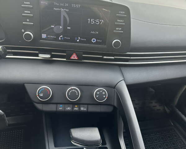 Черный Хендай Элантра, объемом двигателя 2 л и пробегом 69 тыс. км за 17400 $, фото 11 на Automoto.ua