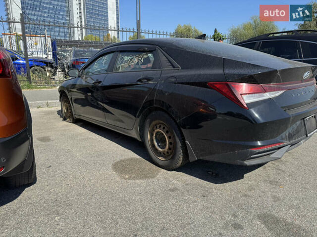 Чорний Хендай Елантра, об'ємом двигуна 0 л та пробігом 115 тис. км за 11000 $, фото 6 на Automoto.ua