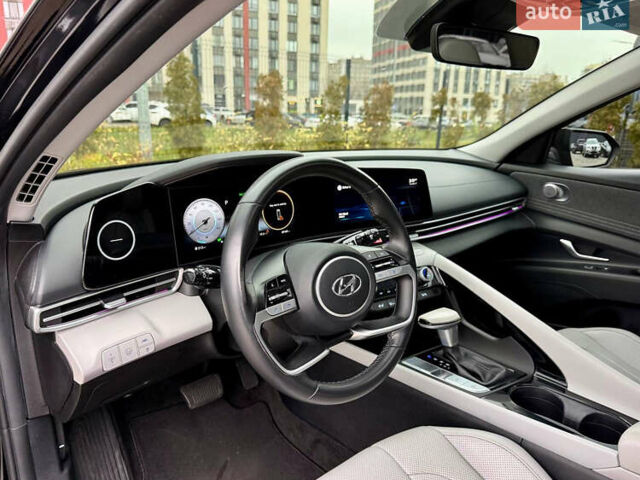 Чорний Хендай Елантра, об'ємом двигуна 1.6 л та пробігом 143 тис. км за 21500 $, фото 22 на Automoto.ua