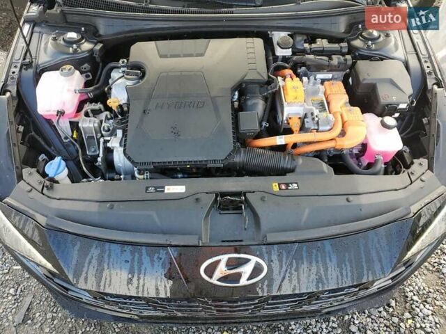 Черный Хендай Элантра, объемом двигателя 1.58 л и пробегом 18 тыс. км за 6100 $, фото 10 на Automoto.ua