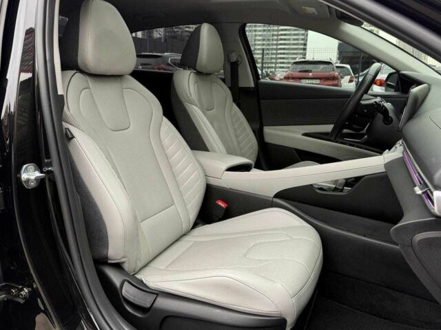 Черный Хендай Элантра, объемом двигателя 1.6 л и пробегом 142 тыс. км за 21500 $, фото 22 на Automoto.ua