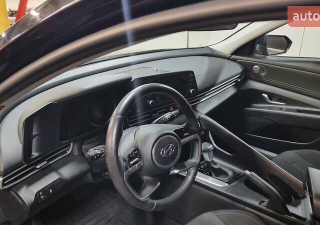 Черный Хендай Элантра, объемом двигателя 1.59 л и пробегом 55 тыс. км за 17900 $, фото 10 на Automoto.ua