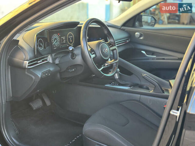 Хендай Элантра 2023 в Львове на Automoto.ua Черный Хендай Элантра, объемом двигателя 2 л и пробегом 100 тыс. км за 17900 $, фото 29 на Automoto.ua