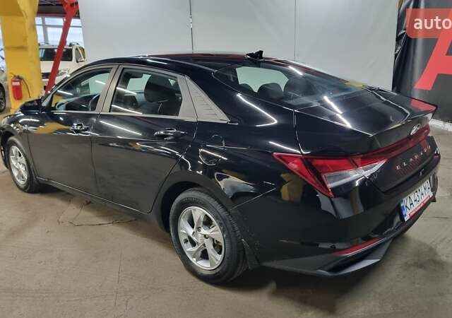 Черный Хендай Элантра, объемом двигателя 1.59 л и пробегом 55 тыс. км за 17900 $, фото 3 на Automoto.ua