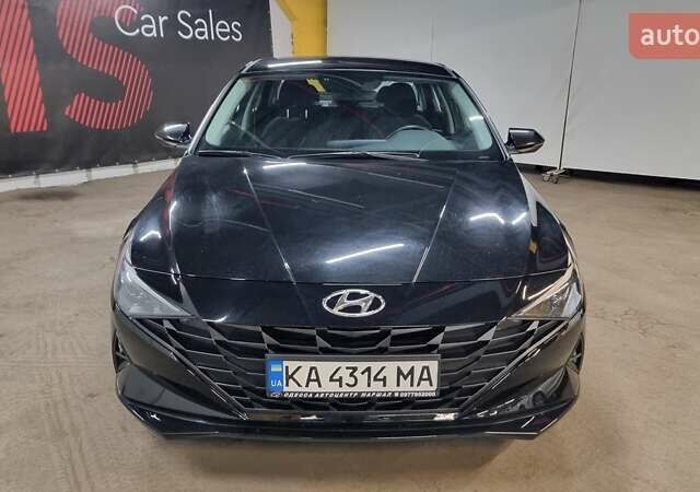 Черный Хендай Элантра, объемом двигателя 1.59 л и пробегом 55 тыс. км за 17900 $, фото 1 на Automoto.ua