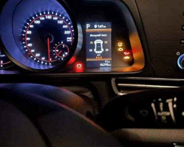 Черный Хендай Элантра, объемом двигателя 1.59 л и пробегом 46 тыс. км за 16700 $, фото 24 на Automoto.ua