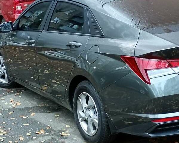 Черный Хендай Элантра, объемом двигателя 1.59 л и пробегом 46 тыс. км за 16700 $, фото 1 на Automoto.ua