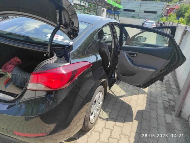 Черный Хендай Элантра, объемом двигателя 1.8 л и пробегом 124 тыс. км за 9000 $, фото 18 на Automoto.ua