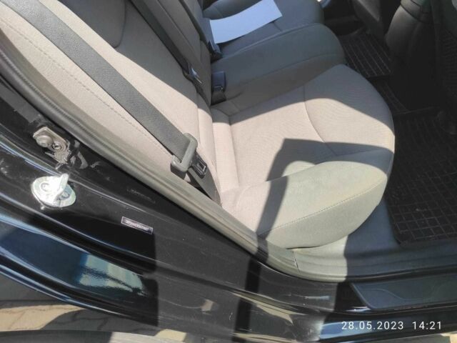 Черный Хендай Элантра, объемом двигателя 1.8 л и пробегом 124 тыс. км за 9000 $, фото 19 на Automoto.ua