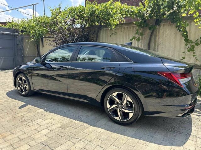 Черный Хендай Элантра, объемом двигателя 1.6 л и пробегом 33 тыс. км за 14100 $, фото 1 на Automoto.ua