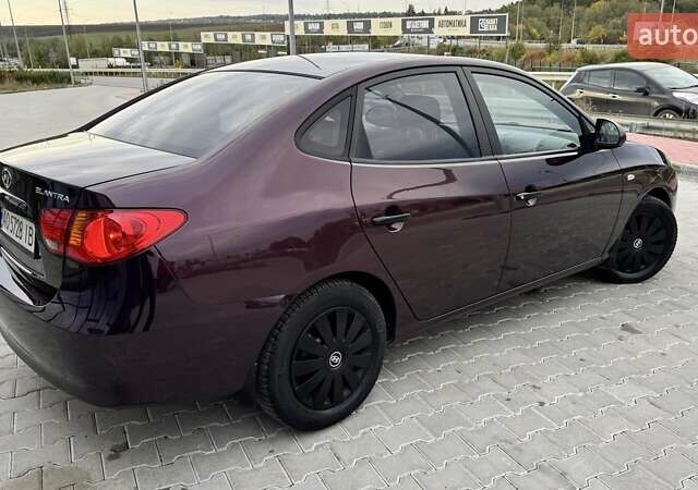 Хендай Элантра 2007 в Тернополе на Automoto.ua Фиолетовый Хендай Элантра, объемом двигателя 1.59 л и пробегом 198 тыс. км за 7299 $, фото 5 на Automoto.ua