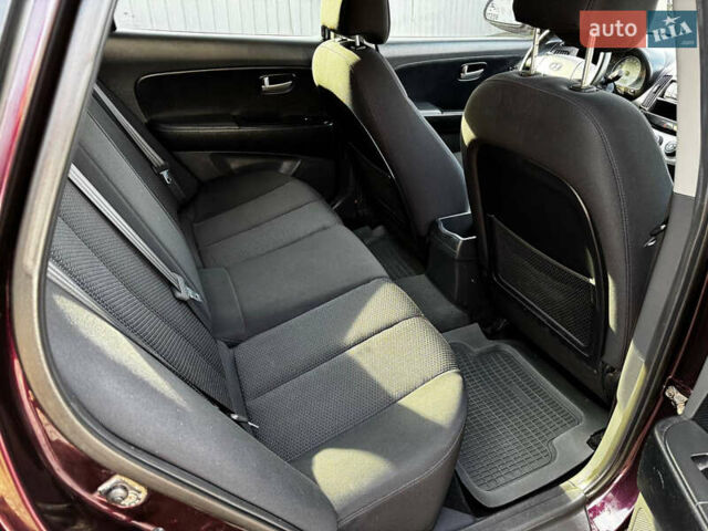 Хендай Элантра 2007 в Днепре (Днепропетровске) на Automoto.ua Фиолетовый Хендай Элантра, объемом двигателя 1.6 л и пробегом 70 тыс. км за 6300 $, фото 14 на Automoto.ua