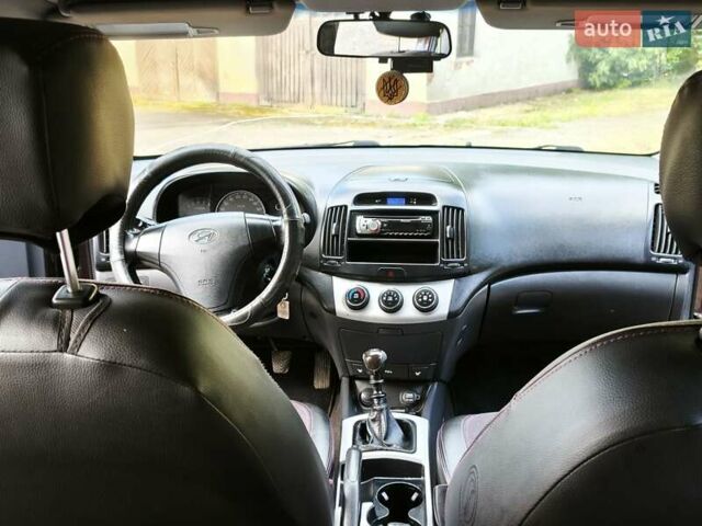 Фиолетовый Хендай Элантра, объемом двигателя 1.59 л и пробегом 276 тыс. км за 4800 $, фото 15 на Automoto.ua