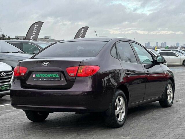 Фиолетовый Хендай Элантра, объемом двигателя 2 л и пробегом 322 тыс. км за 7400 $, фото 6 на Automoto.ua