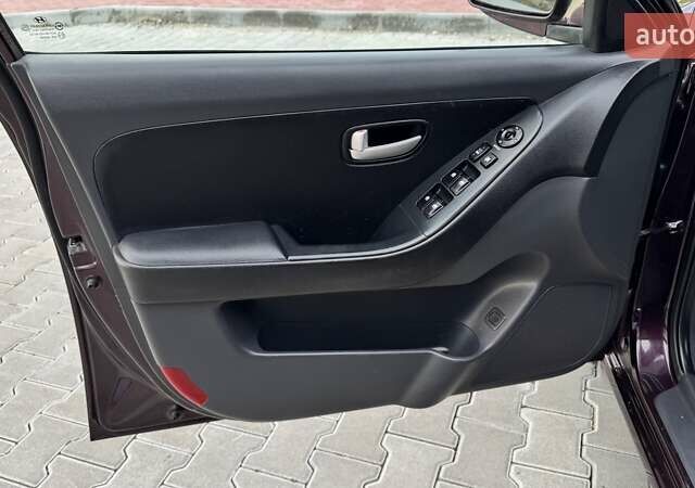 Хендай Элантра 2007 в Тернополе на Automoto.ua Фиолетовый Хендай Элантра, объемом двигателя 1.59 л и пробегом 198 тыс. км за 7299 $, фото 11 на Automoto.ua