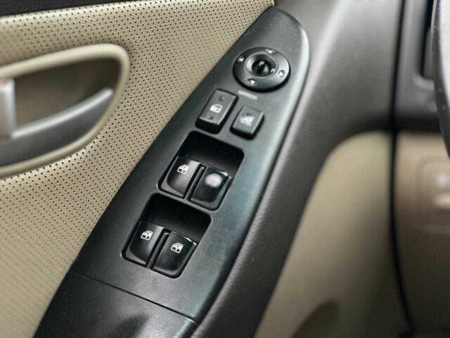 Фиолетовый Хендай Элантра, объемом двигателя 2 л и пробегом 322 тыс. км за 7400 $, фото 17 на Automoto.ua