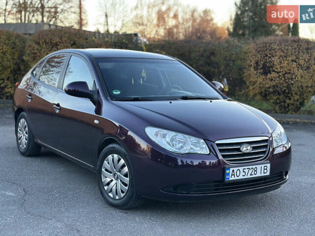 Фіолетовий Хендай Елантра, об'ємом двигуна 1.6 л та пробігом 198 тис. км за 6850 $, фото 1 на Automoto.ua