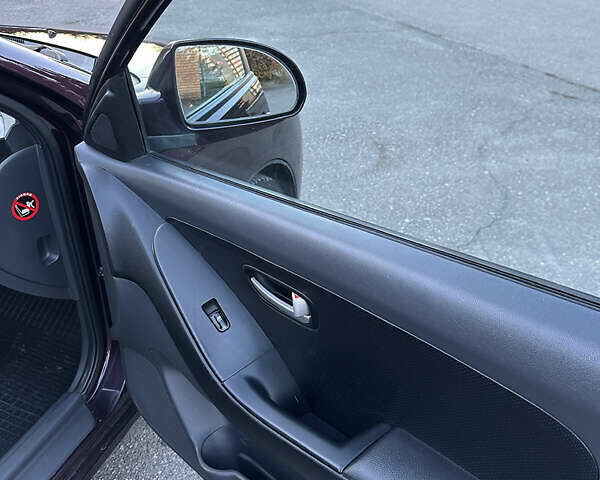 Фиолетовый Хендай Элантра, объемом двигателя 1.6 л и пробегом 198 тыс. км за 6750 $, фото 26 на Automoto.ua