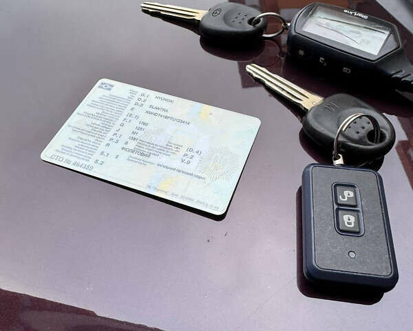 Фіолетовий Хендай Елантра, об'ємом двигуна 1.59 л та пробігом 221 тис. км за 5600 $, фото 1 на Automoto.ua