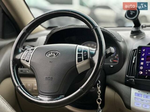 Фиолетовый Хендай Элантра, объемом двигателя 1.98 л и пробегом 322 тыс. км за 7400 $, фото 19 на Automoto.ua