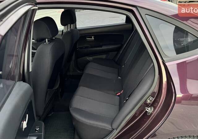 Хендай Элантра 2007 в Тернополе на Automoto.ua Фиолетовый Хендай Элантра, объемом двигателя 1.59 л и пробегом 198 тыс. км за 7299 $, фото 15 на Automoto.ua