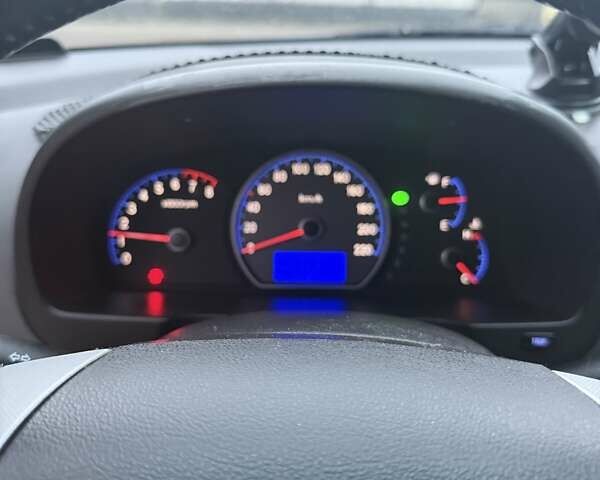 Фиолетовый Хендай Элантра, объемом двигателя 1.98 л и пробегом 322 тыс. км за 6900 $, фото 10 на Automoto.ua