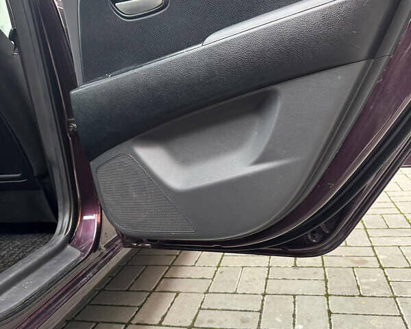 Фіолетовий Хендай Елантра, об'ємом двигуна 1.59 л та пробігом 221 тис. км за 5600 $, фото 9 на Automoto.ua