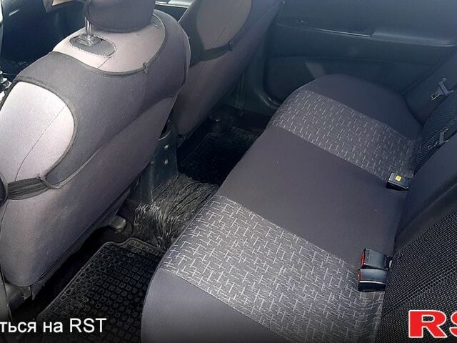 Фиолетовый Хендай Элантра, объемом двигателя 1.6 л и пробегом 232 тыс. км за 6250 $, фото 5 на Automoto.ua