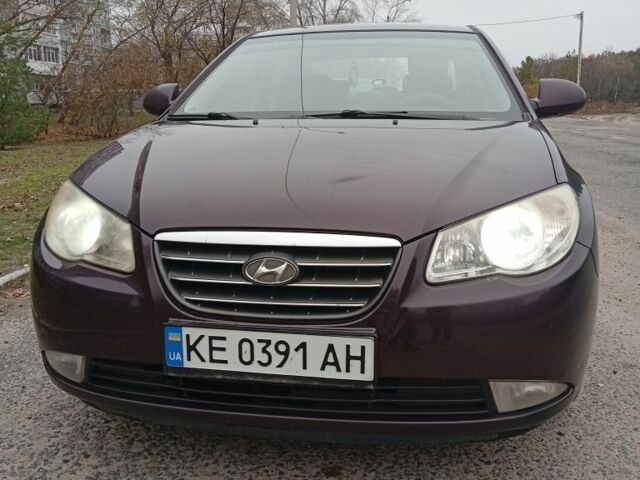 Фиолетовый Хендай Элантра, объемом двигателя 1.6 л и пробегом 333 тыс. км за 5000 $, фото 1 на Automoto.ua