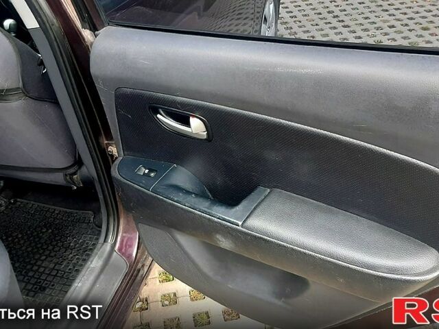 Фиолетовый Хендай Элантра, объемом двигателя 1.6 л и пробегом 232 тыс. км за 6250 $, фото 9 на Automoto.ua